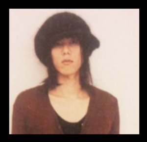 野田洋次郎と兄は桐蔭学園高校出身。慶應で父は一橋大学。実家は世田谷の金持ち