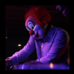 DJ LOVEの素顔(画像)と誕生日と本名。ぬいぐるみ(お面・マスク)の販売店舗と取り方。太った?