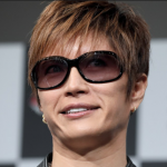 GACKTが3週連続で体調不良で家呑み休み。コロナ疑惑と風邪発言。今後有料会員は?