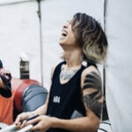 tomoya(ワンオク)のtattooと身長。昔の彼女の年齢が未成年で脱退騒動?