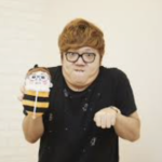 ヒカキンの年収は10~100億。ヒカル、はじめしゃちょーと比較。ﾀﾞｳﾝﾀｳﾝ番組で発表!