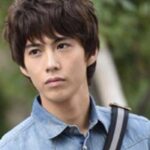 賀来賢人と賀来千香子の関係図。似てるのは叔母だから。父親の職業が凄い!
